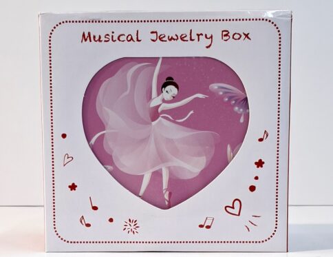 תיבת תכשיטים לב – ציור רקדנית