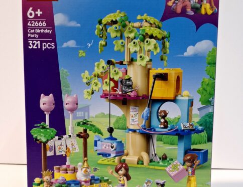 לגו חברות (42666) –  מסיבת יום הולדת של חתול ובית העץ